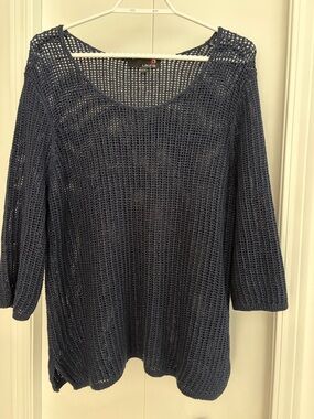 Laura navy blue knit top ptp 23”